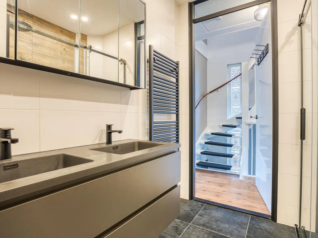 Optimist 10, MEDEMBLIK