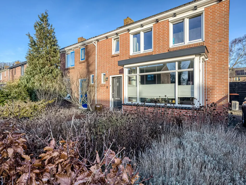 Julianastraat 29, HOOGKARSPEL