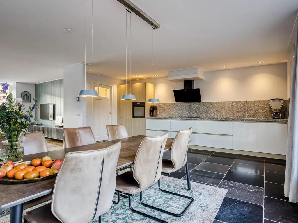 Julianastraat 29, HOOGKARSPEL