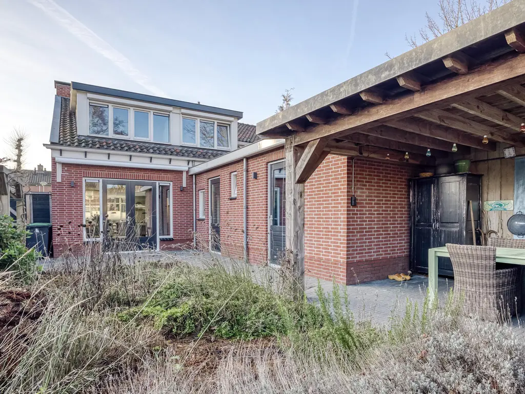 Julianastraat 29, HOOGKARSPEL