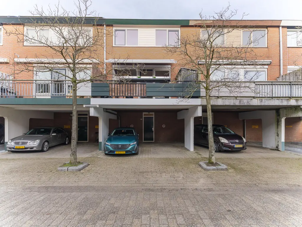 Poolster 228, HOORN