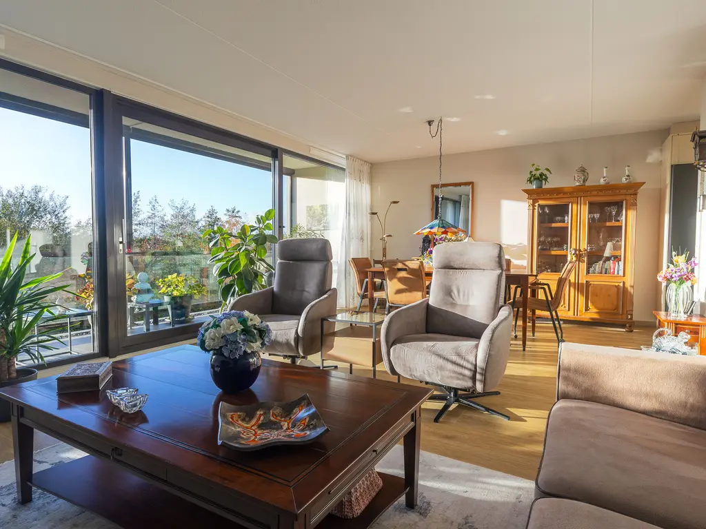 IJsvogel 23, BLOKKER