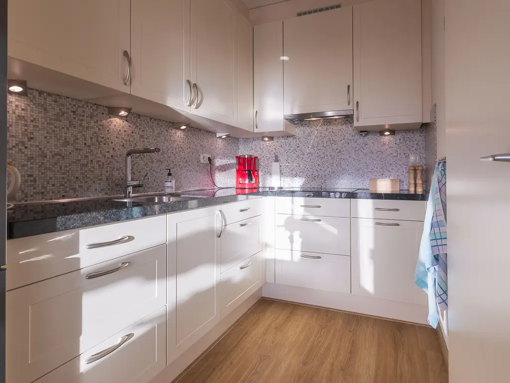 IJsvogel 23, BLOKKER