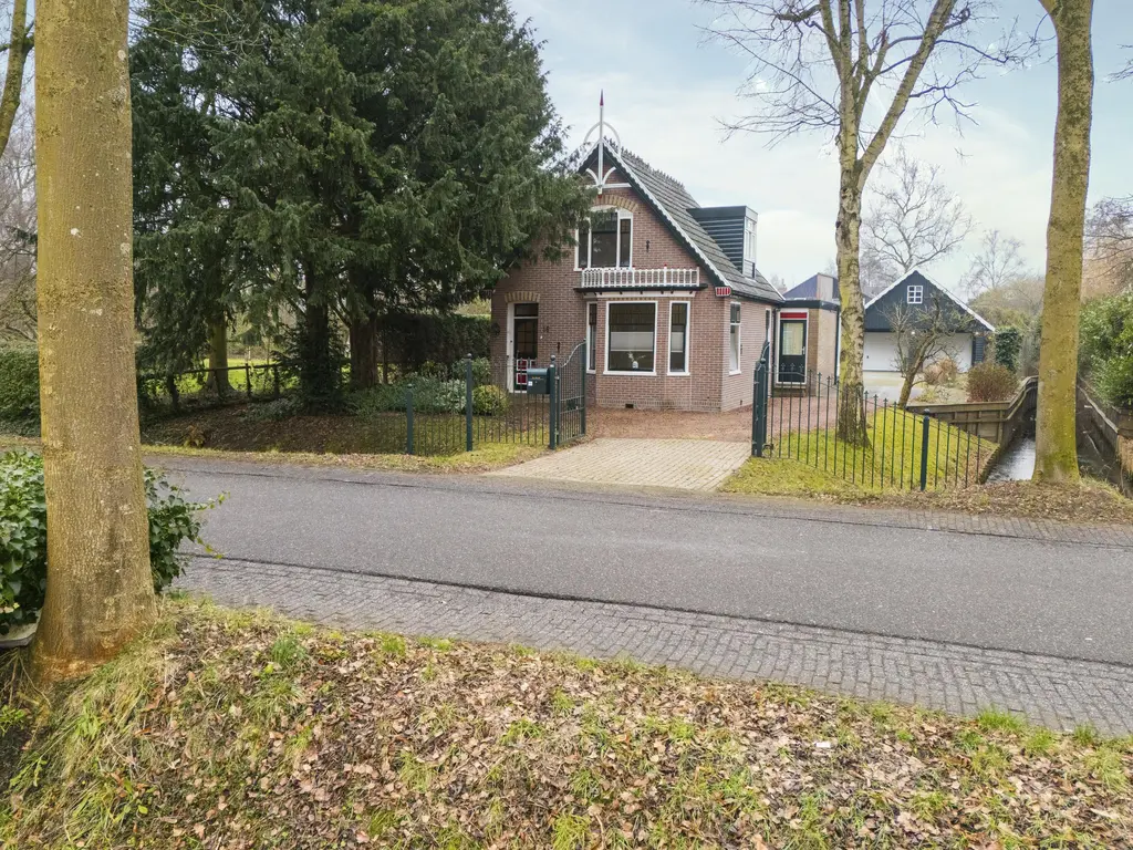 Dorpsstraat 16, ZWAAG