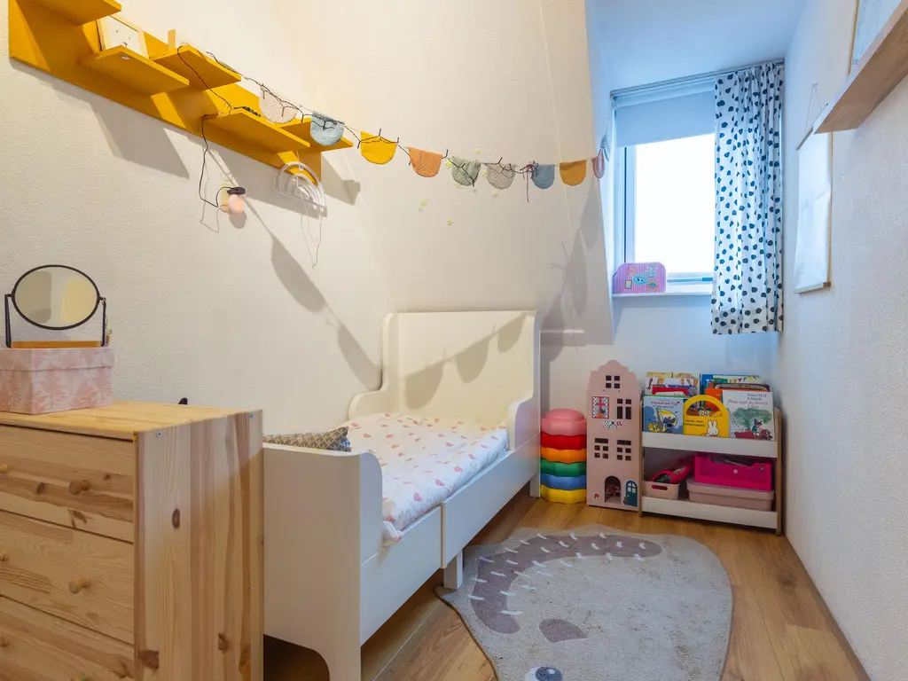 Winterkoninkje 61, HOORN