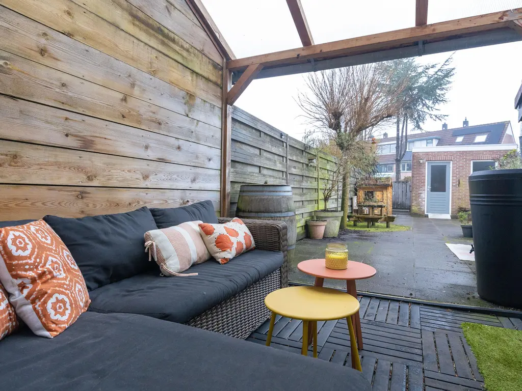 Winterkoninkje 61, HOORN