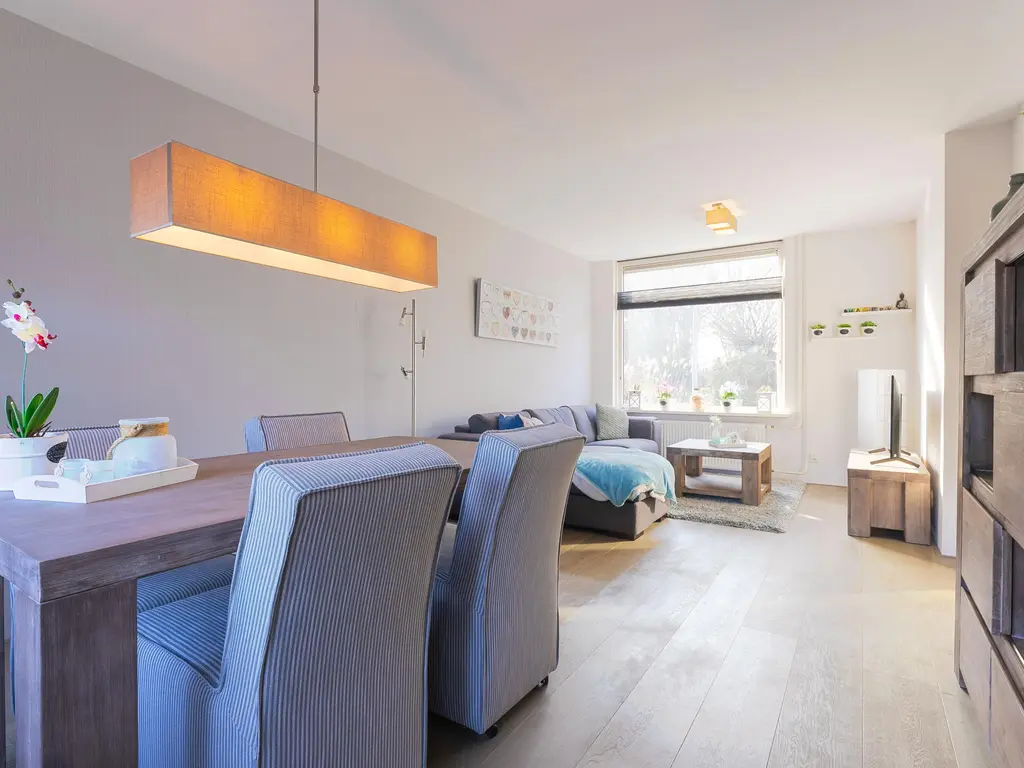 Pieter Wariuslaan 68, MIDWOUD