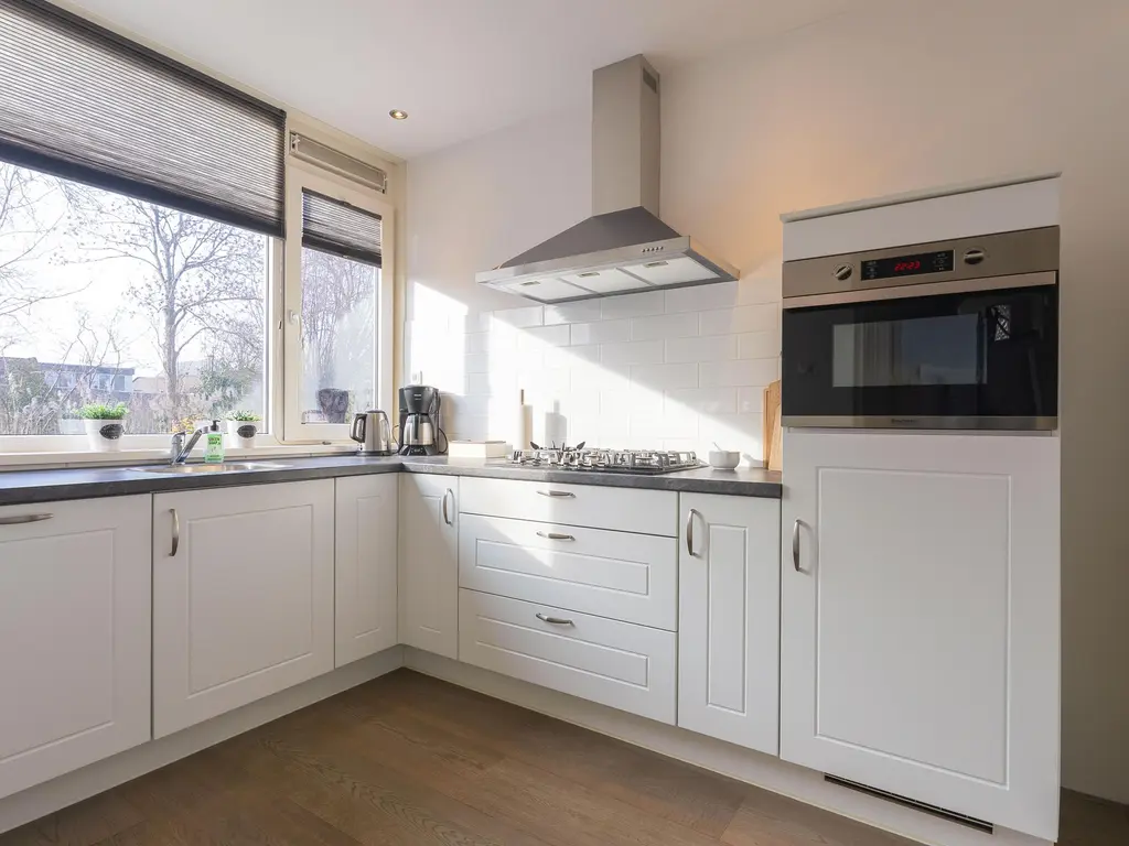 Pieter Wariuslaan 68, MIDWOUD