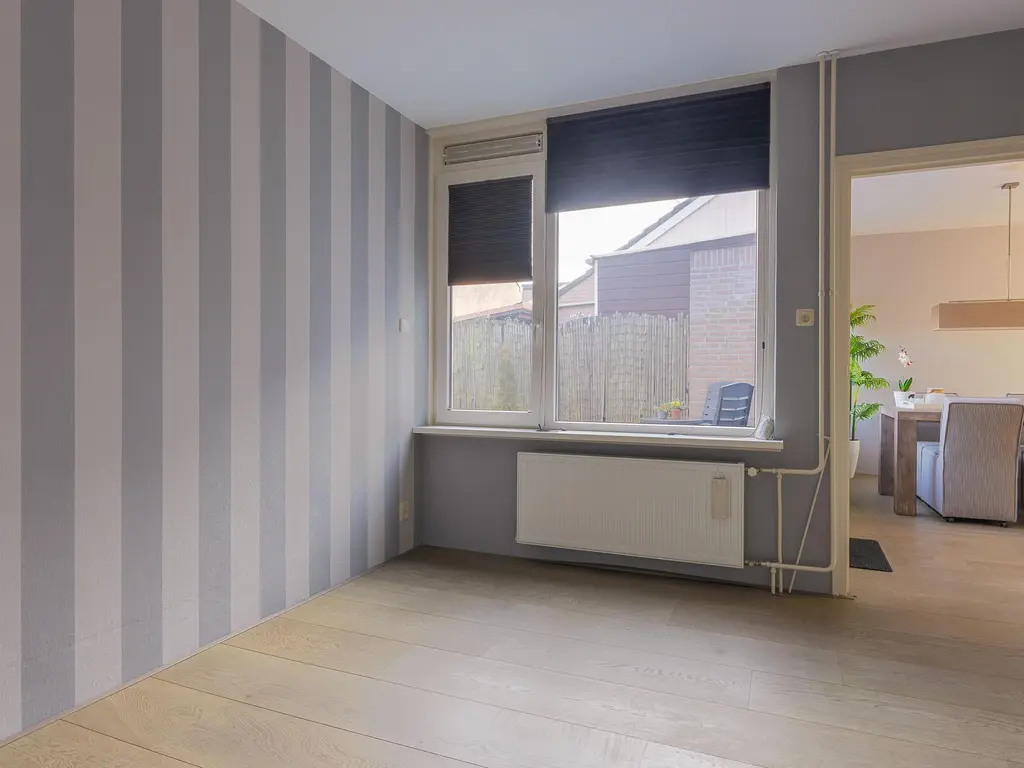 Pieter Wariuslaan 68, MIDWOUD