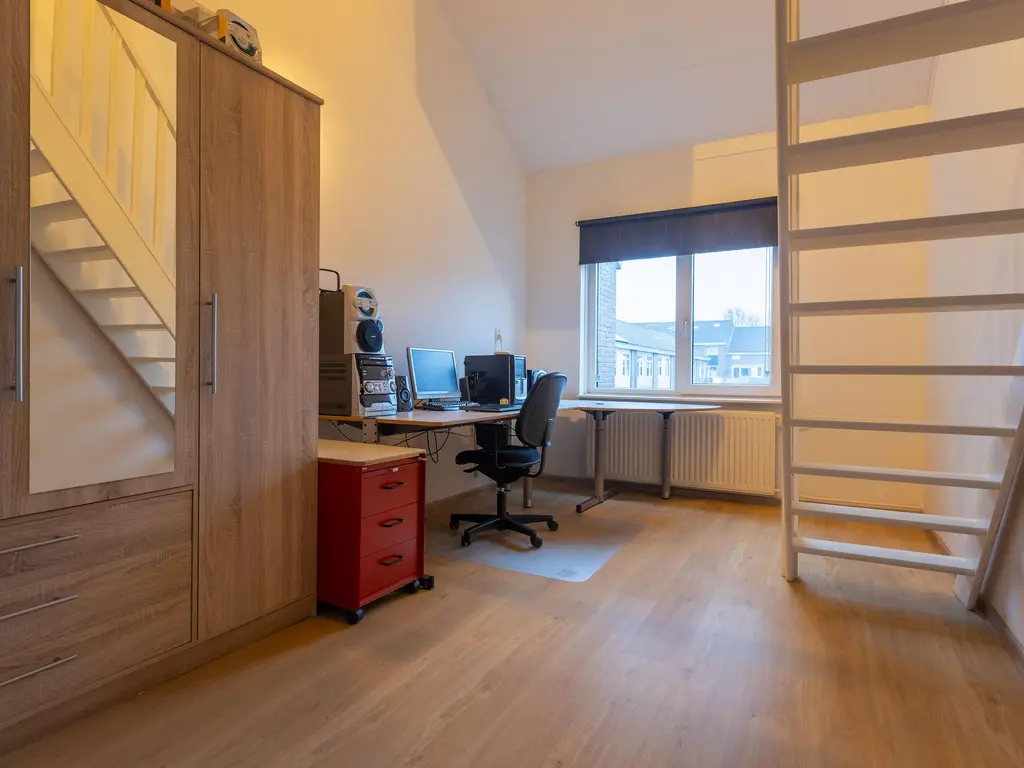 Boogschutter 129, HOORN