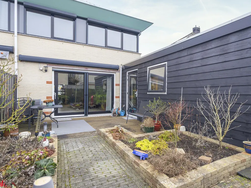 Bertus Aafjeshof 9, HOORN