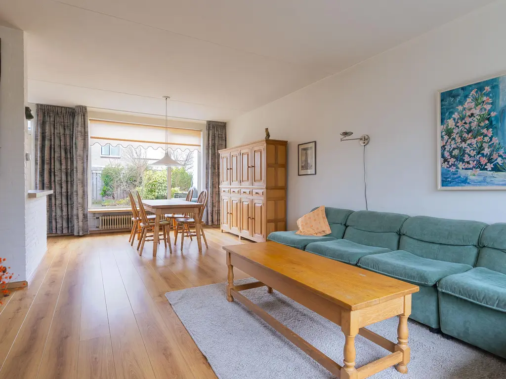 Bessegaard 15, ZWAAG