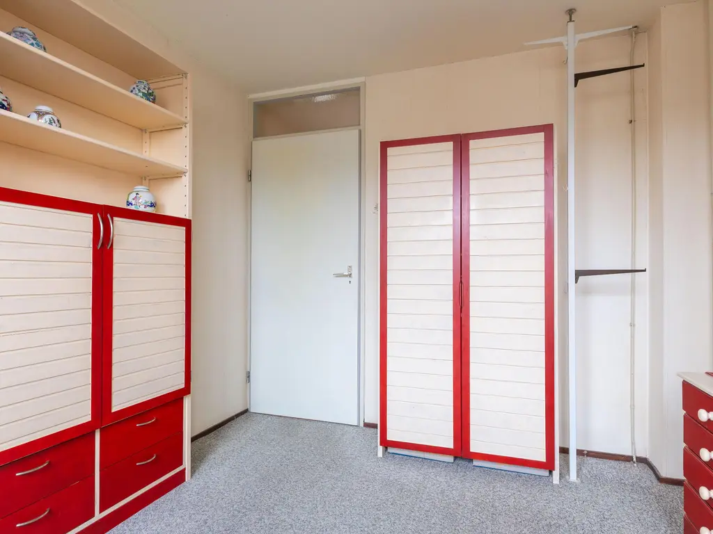 Bessegaard 15, ZWAAG