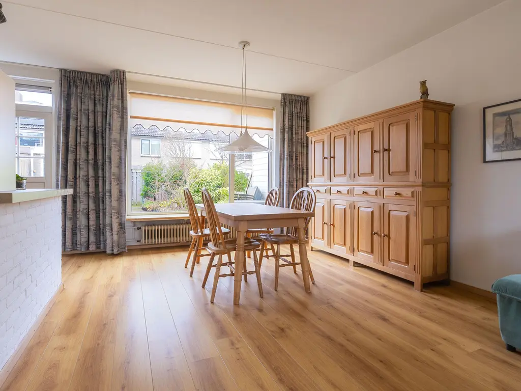 Bessegaard 15, ZWAAG