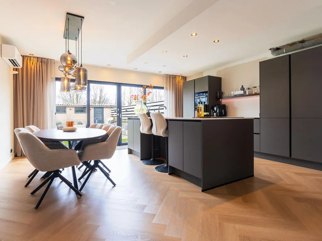 Burgemeester Elmersstraat 36, SIJBEKARSPEL