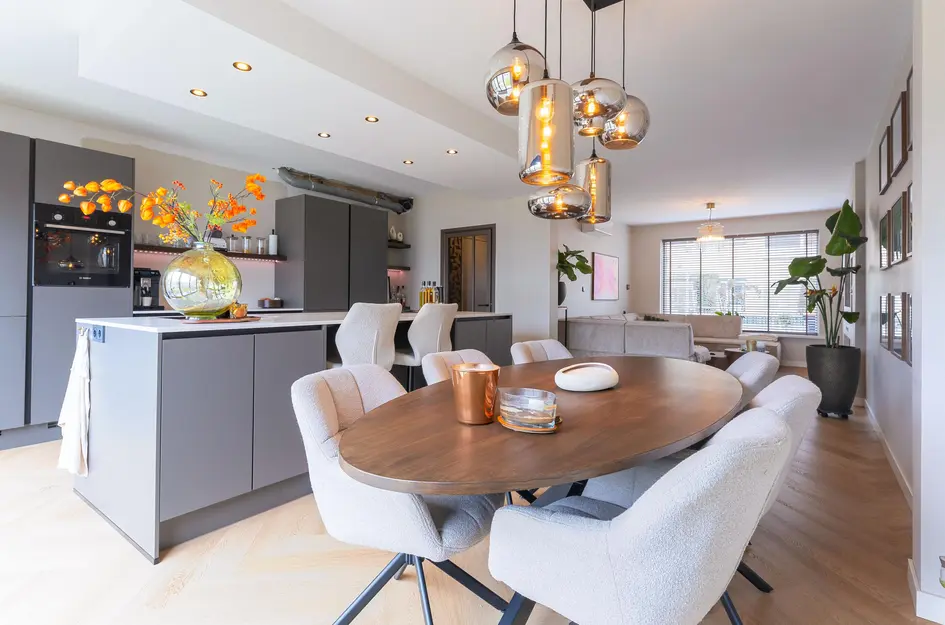 Burgemeester Elmersstraat 36