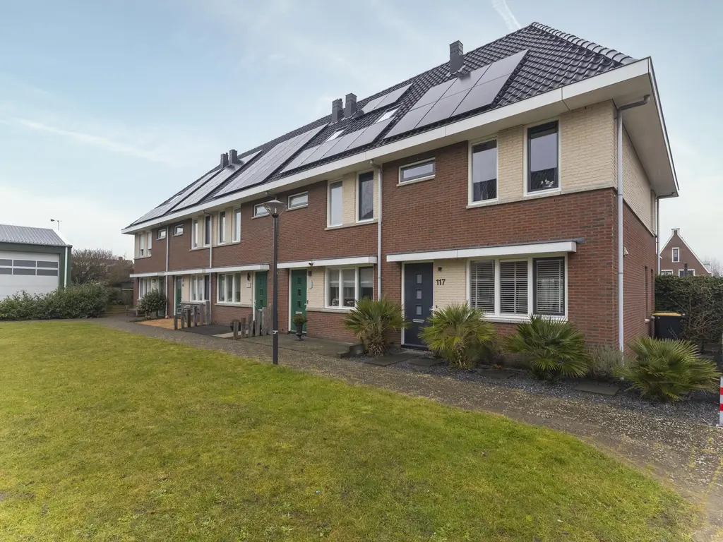 Lage Hoek 117, ZWAAG