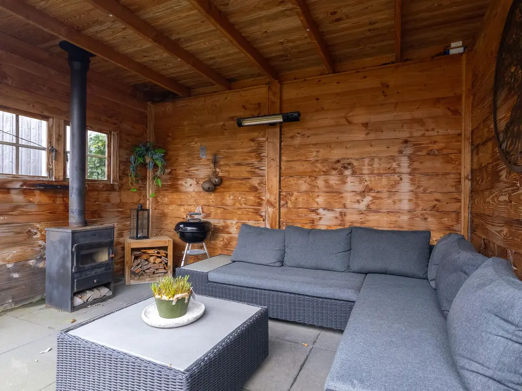 Lage Hoek 117, ZWAAG