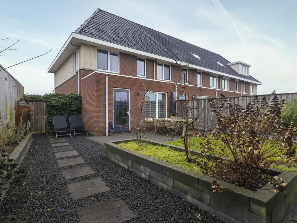 Lage Hoek 117, ZWAAG