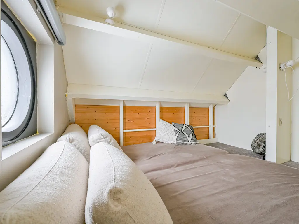 Zwarte Dolfijn 27, Heerhugowaard