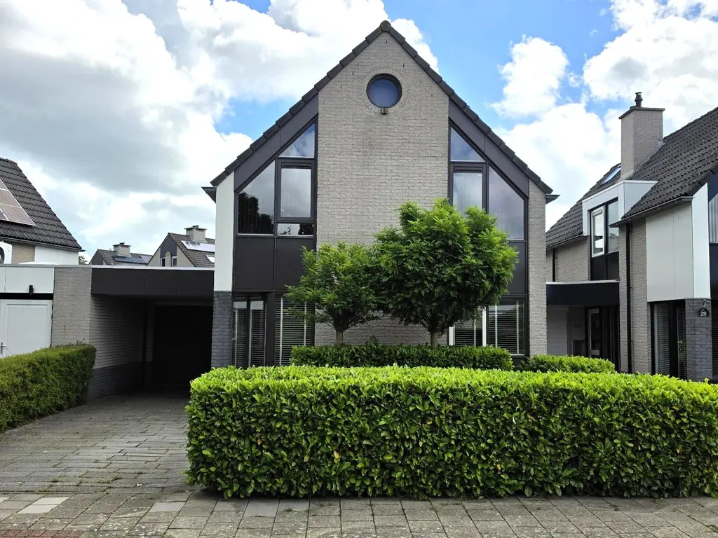 Zwarte Dolfijn 27, HEERHUGOWAARD