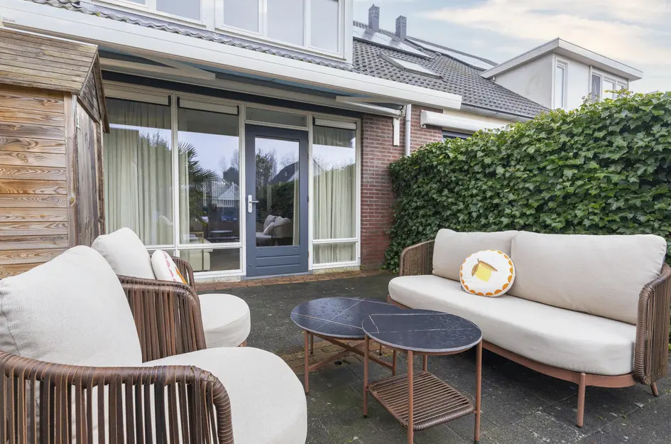 John Raedeckerhof 175