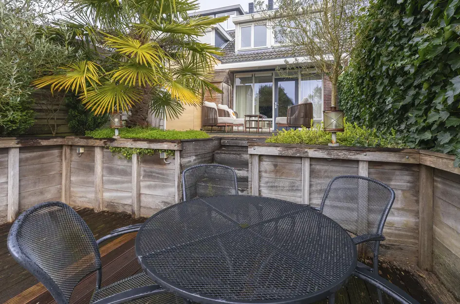 John Raedeckerhof 175