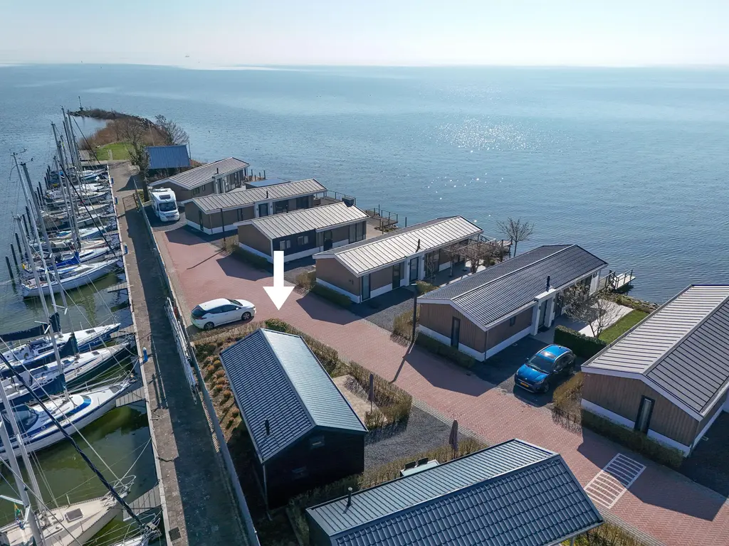 Zuiderdijk 1b 075, BOVENKARSPEL