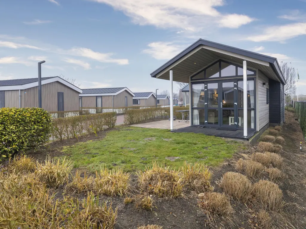 Zuiderdijk 1b 075, BOVENKARSPEL