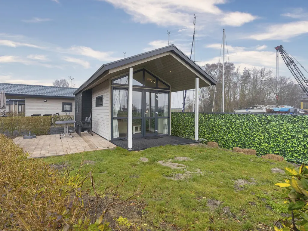 Zuiderdijk 1b 075, BOVENKARSPEL