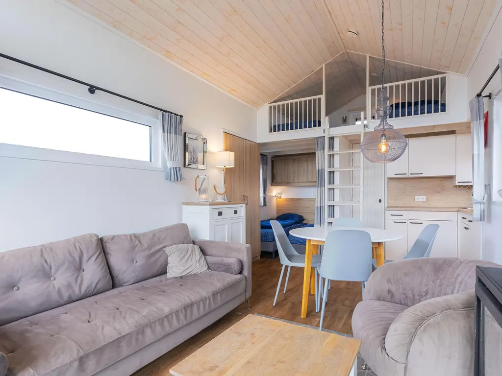 Zuiderdijk 1b 075, BOVENKARSPEL