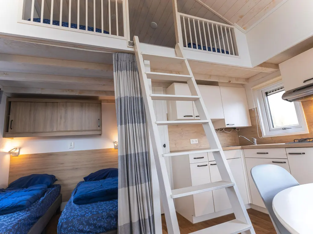 Zuiderdijk 1b 075, BOVENKARSPEL