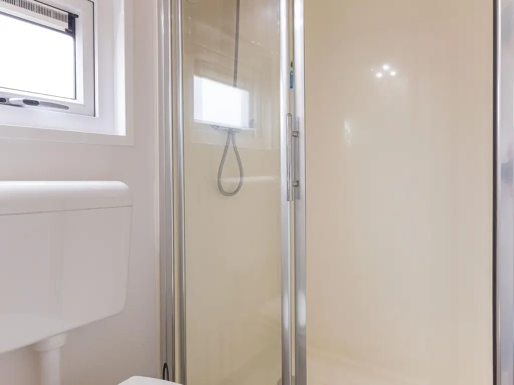 Zuiderdijk 1b 075, BOVENKARSPEL