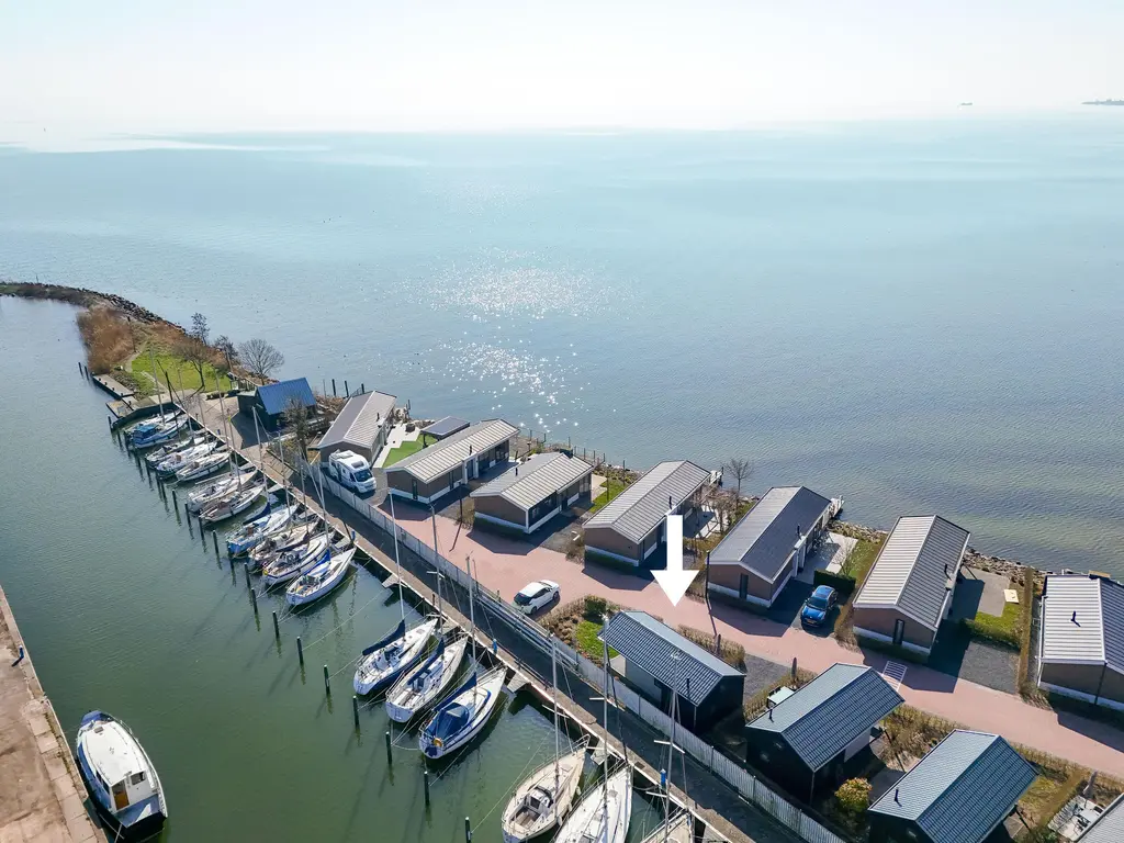 Zuiderdijk 1b 075, BOVENKARSPEL