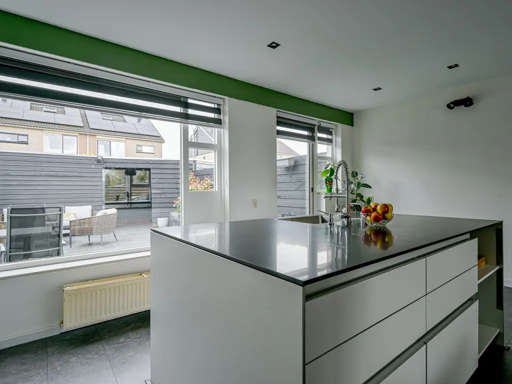 Populierenstraat 55, Winkel