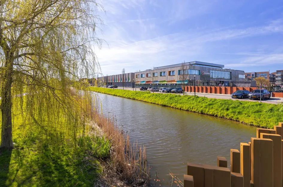 Albert van Damstraat 16