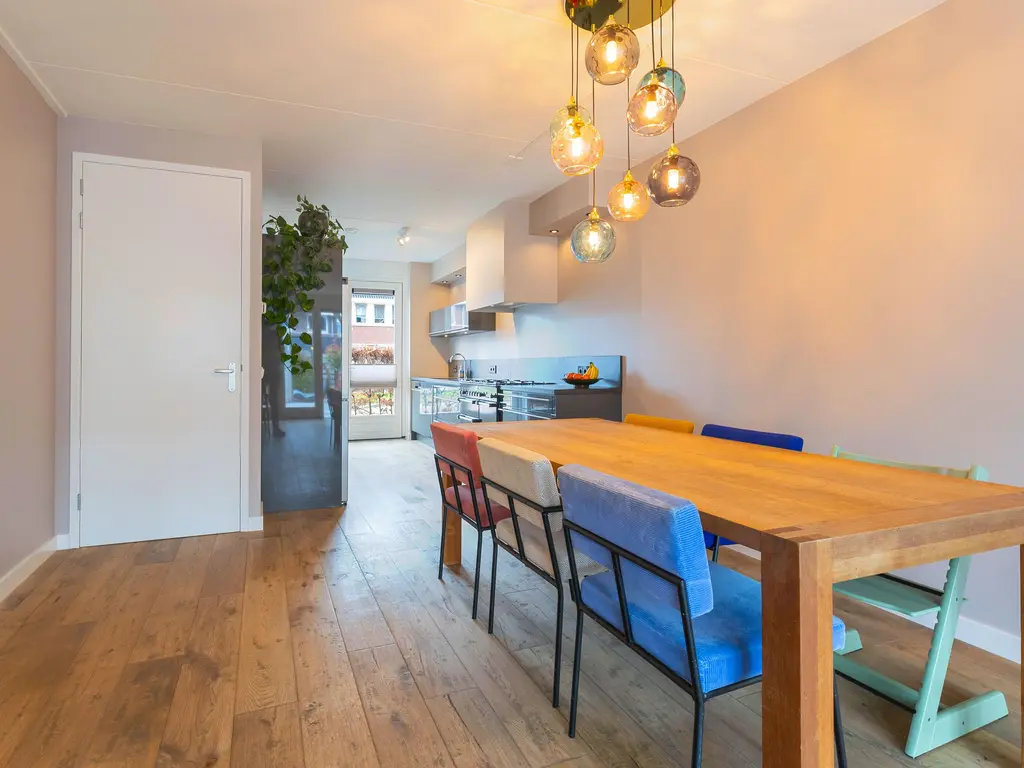 Albert van Damstraat 16, ZWAAG