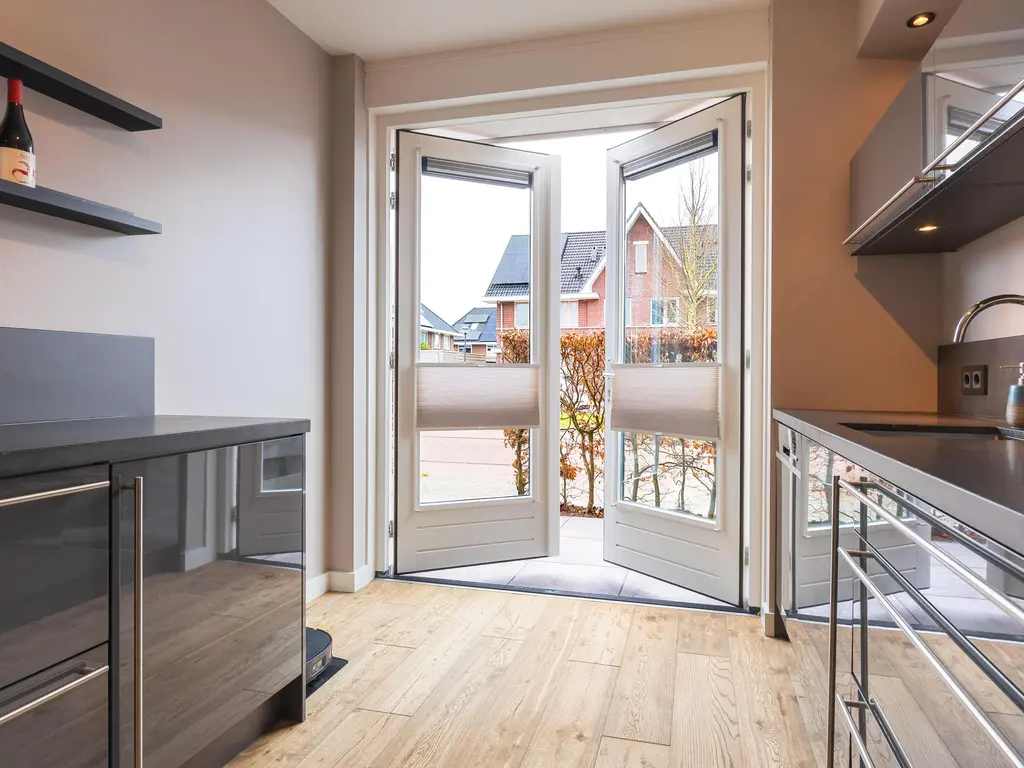 Albert van Damstraat 16, ZWAAG