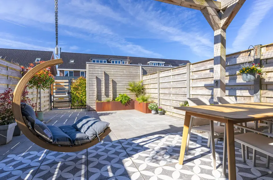 Albert van Damstraat 16