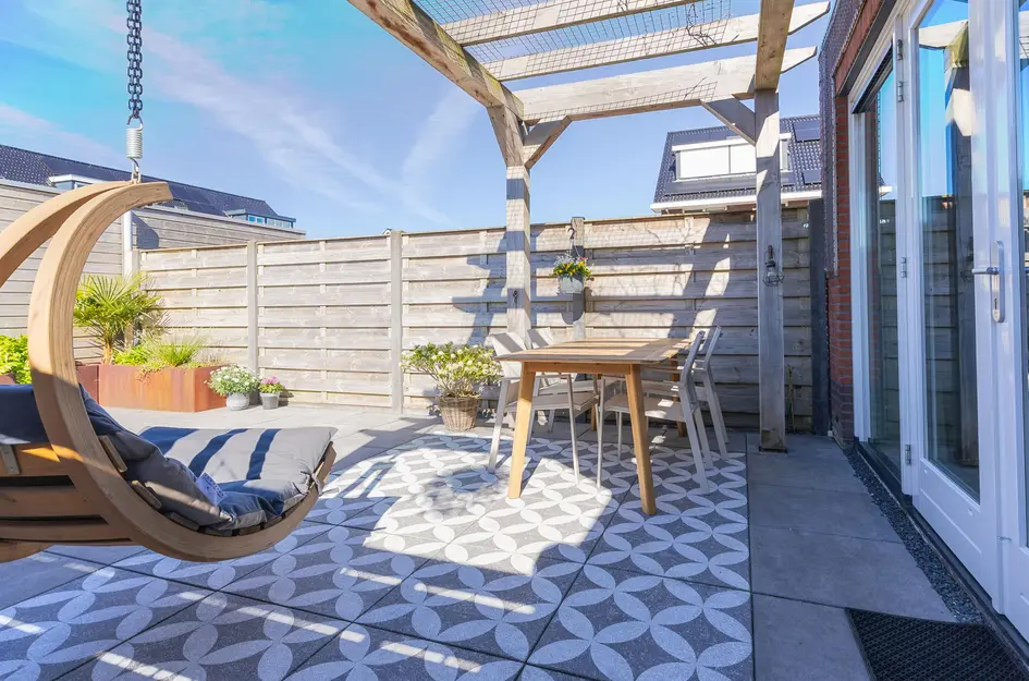 Albert van Damstraat 16