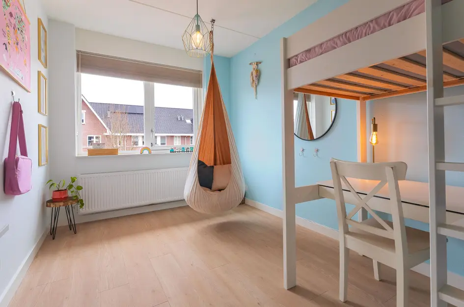 Albert van Damstraat 16