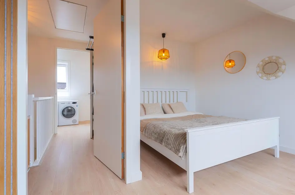 Albert van Damstraat 16