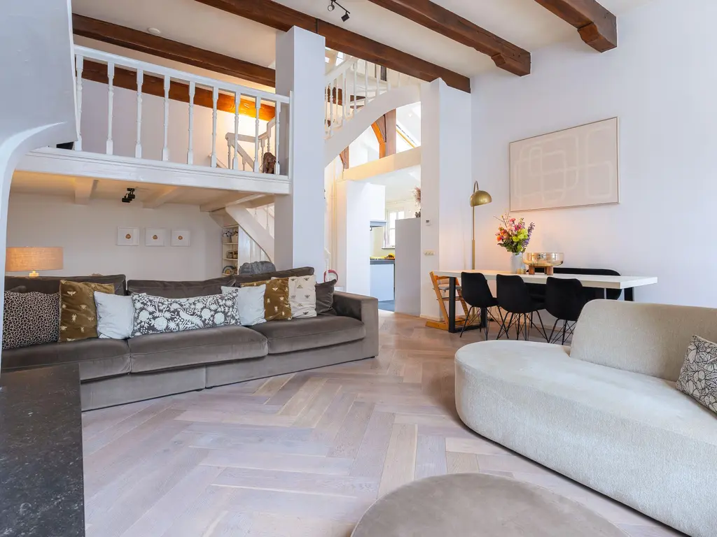 Grote Oost 64, HOORN