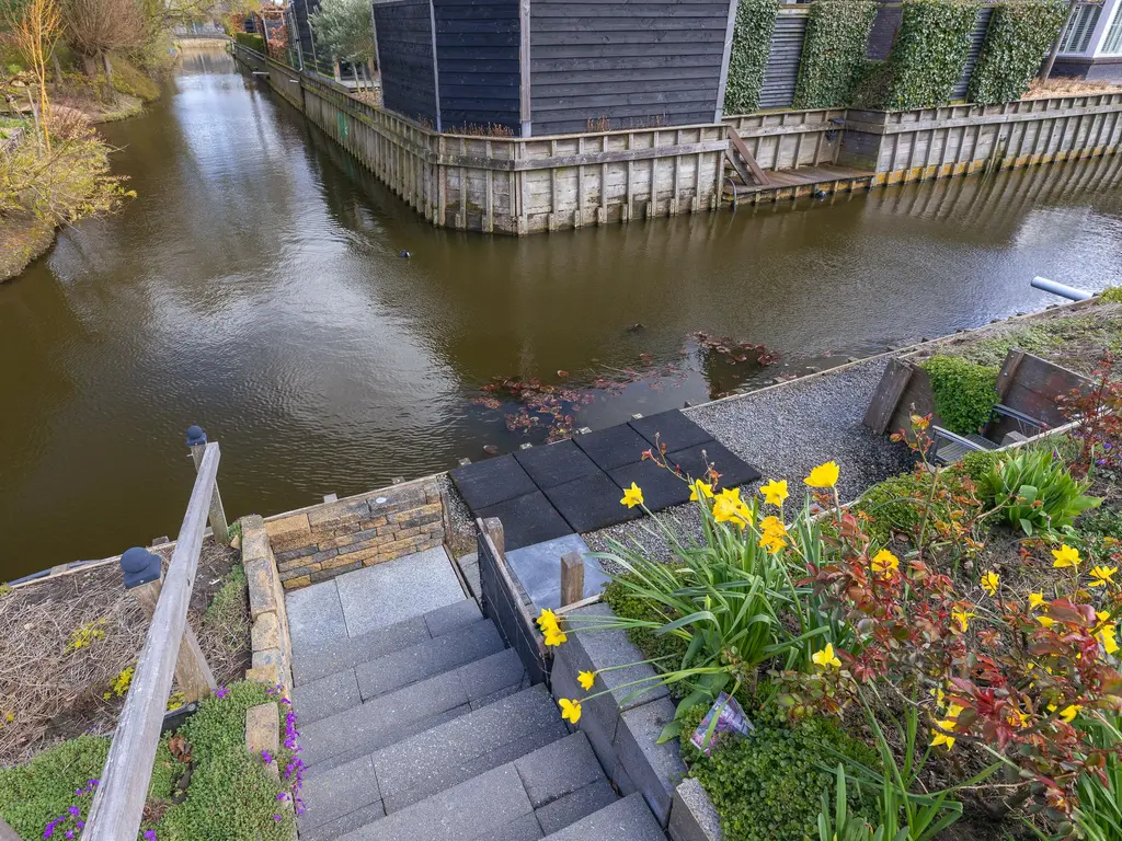 De Blauwe Lely 27, HEM