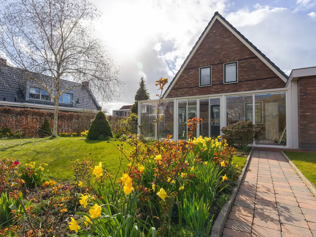 De Blauwe Lely 27, HEM