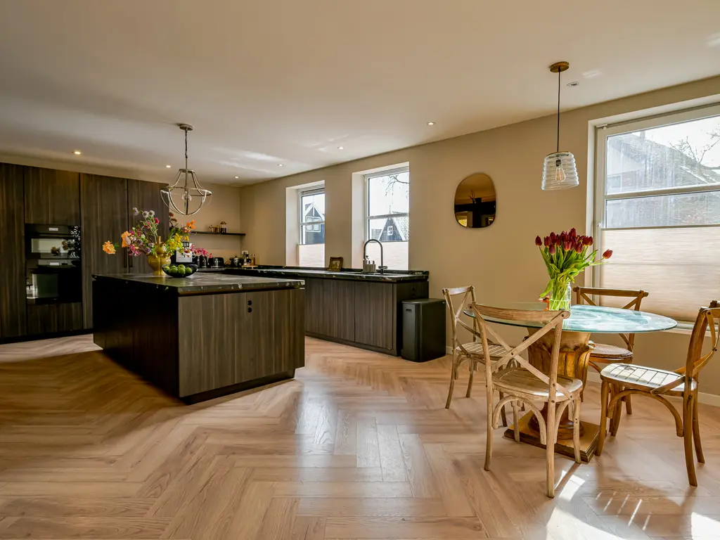 Midwouder Dorpsstraat 10, MIDWOUD