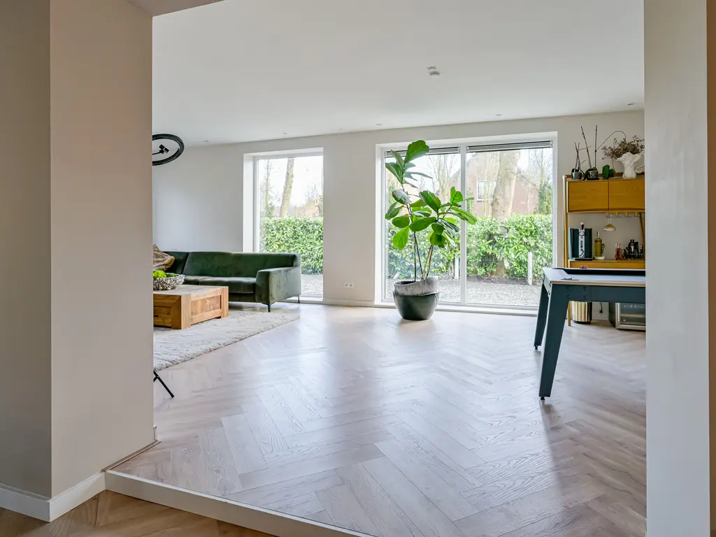 Midwouder Dorpsstraat 10, MIDWOUD