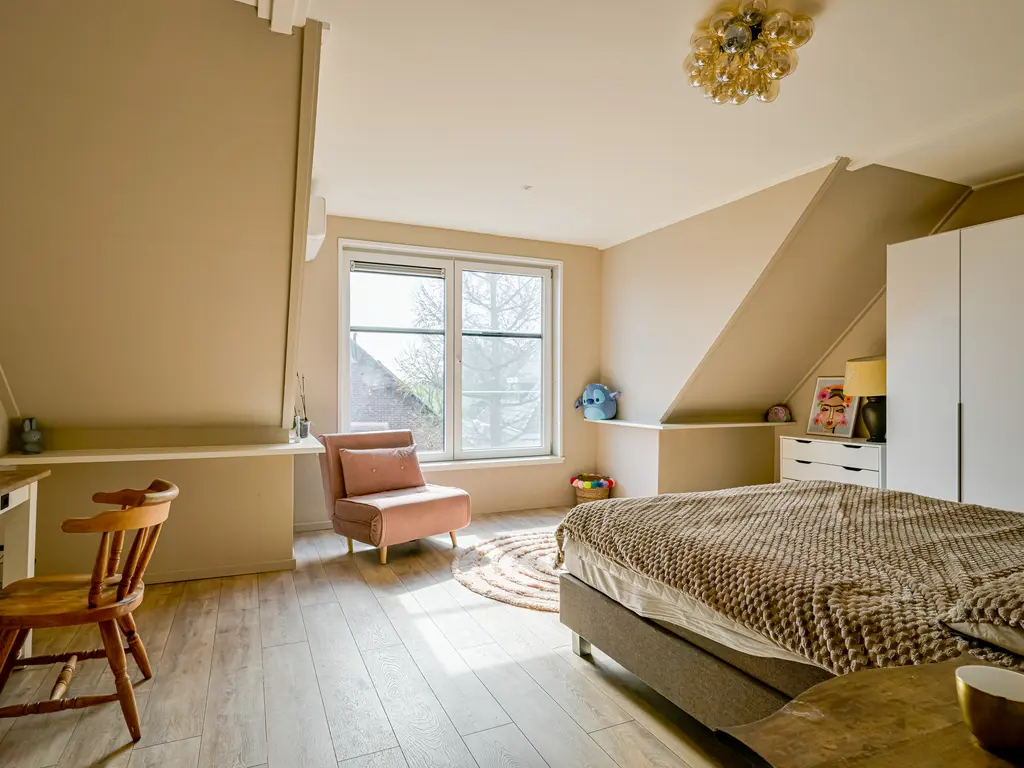 Midwouder Dorpsstraat 10, MIDWOUD