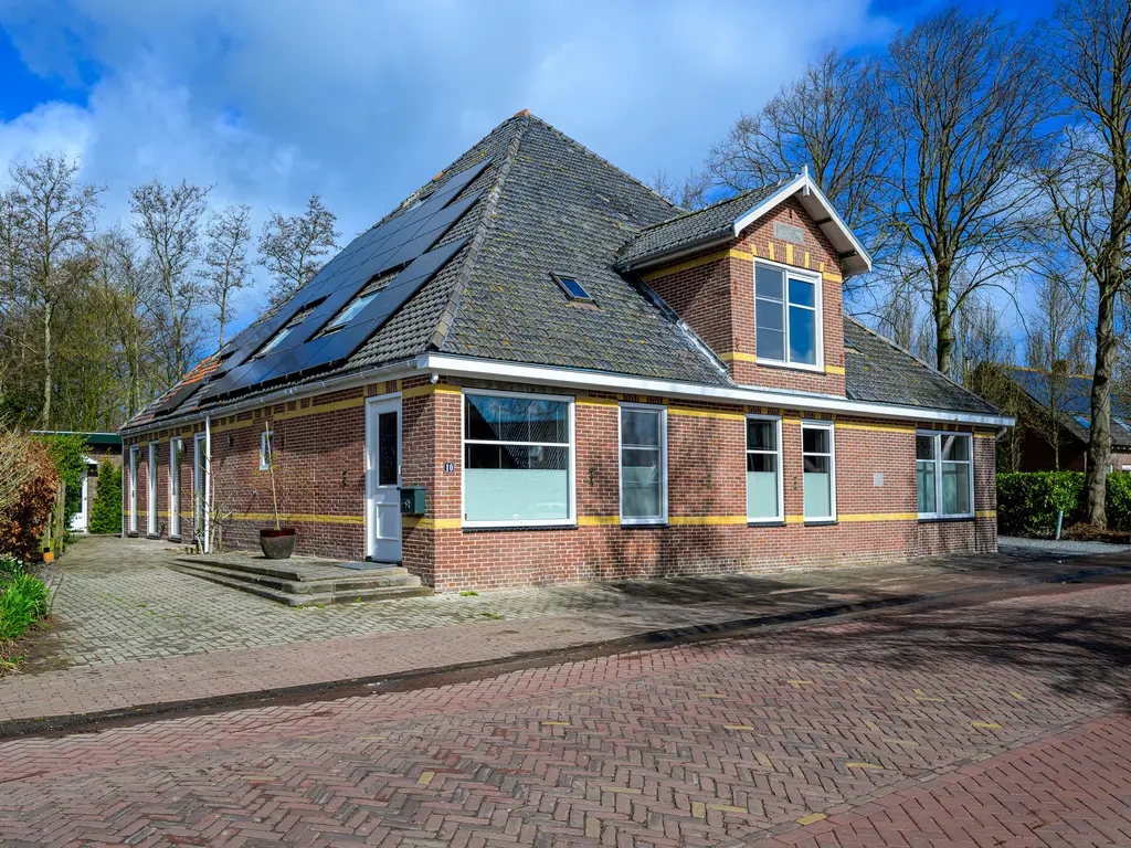 Midwouder Dorpsstraat 10, MIDWOUD