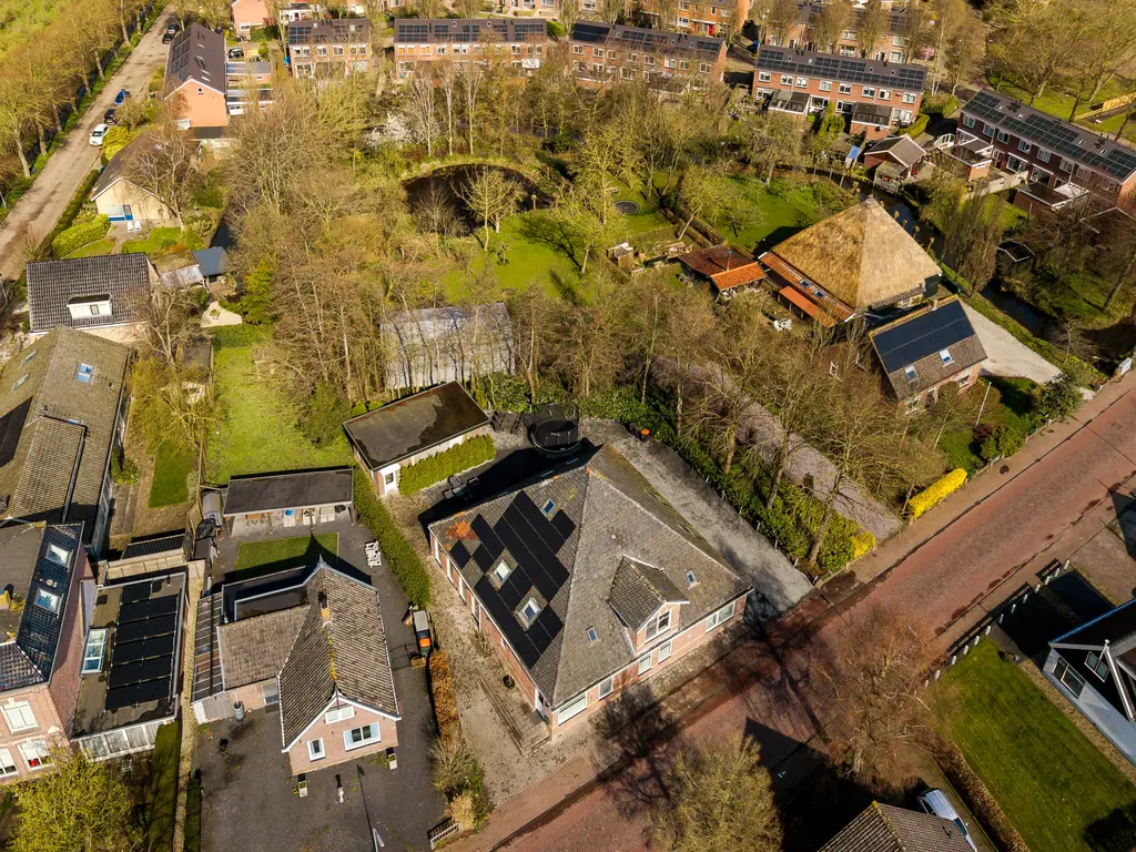 Midwouder Dorpsstraat 10, MIDWOUD